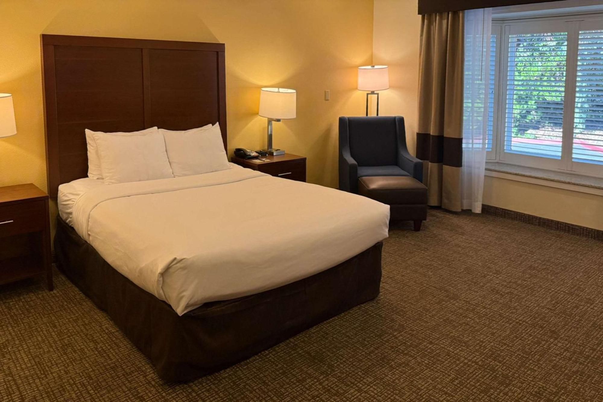 Comfort Inn Monterey Peninsula Airport Eksteriør bilde