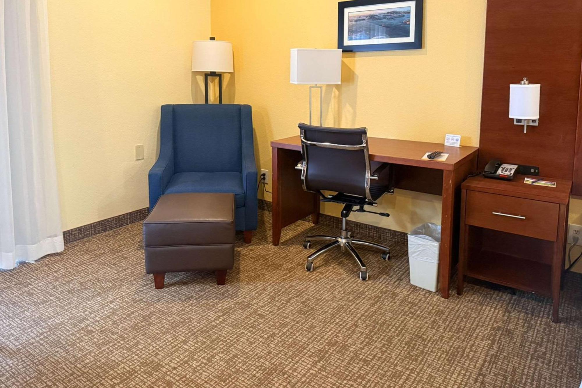Comfort Inn Monterey Peninsula Airport Eksteriør bilde