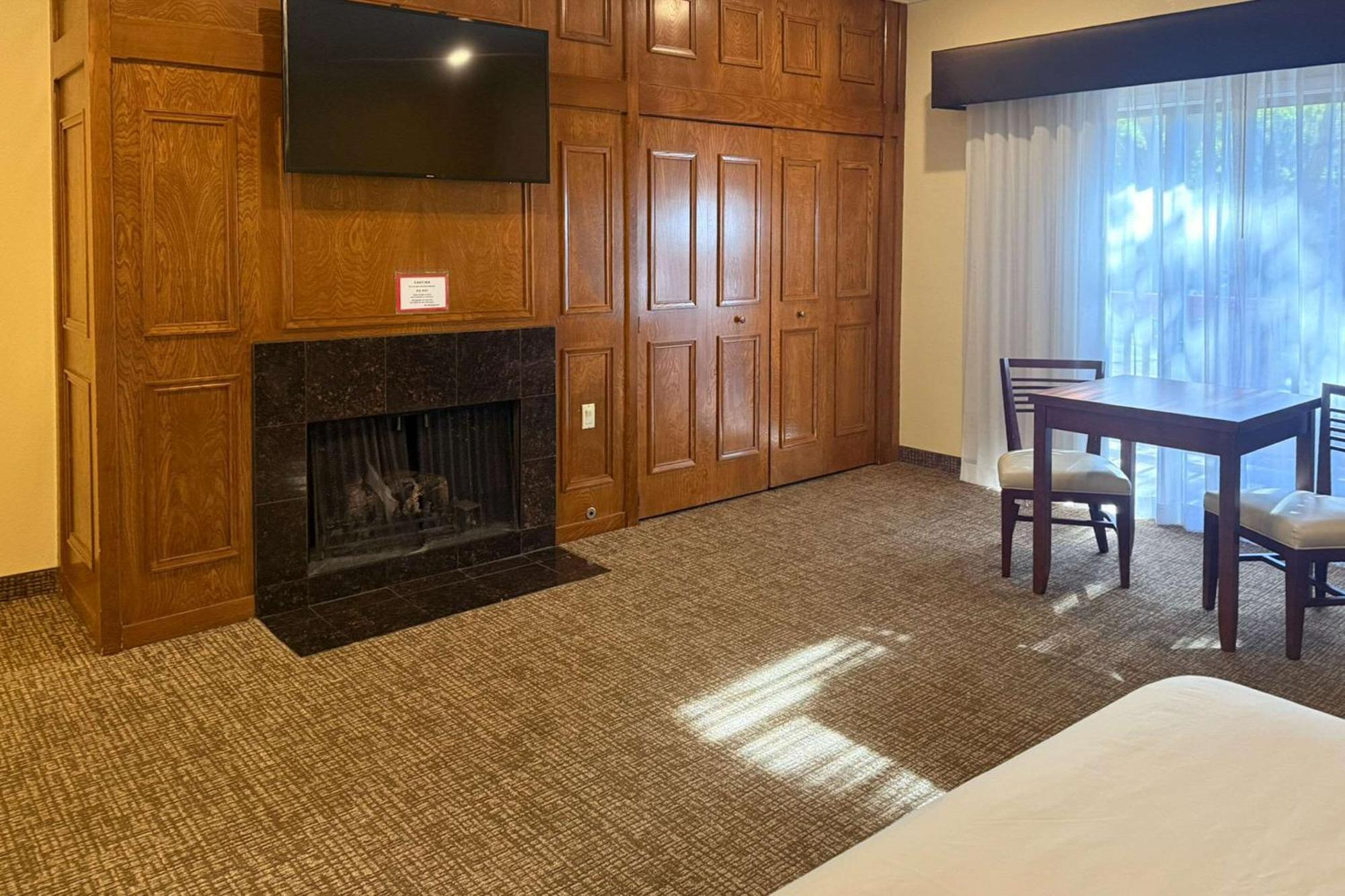 Comfort Inn Monterey Peninsula Airport Eksteriør bilde